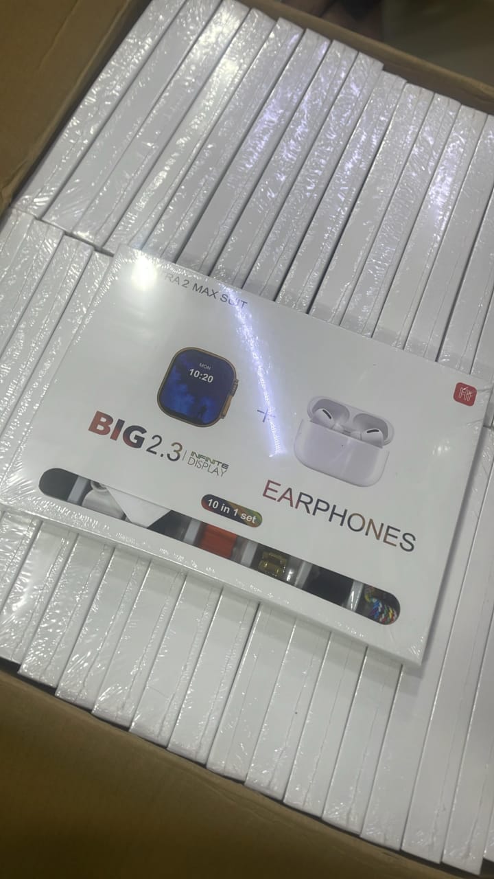 I 20 Ultra 2 10 in 1 Smart Watch with free earbud